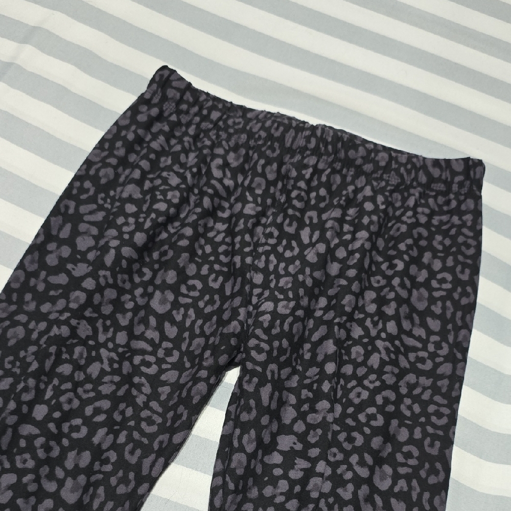 SWEETLEGS Black Leopard Print Leggings